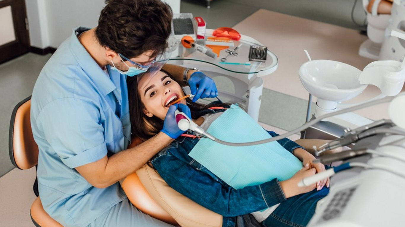 Implantet Dentare: Çfarë duhet të dini